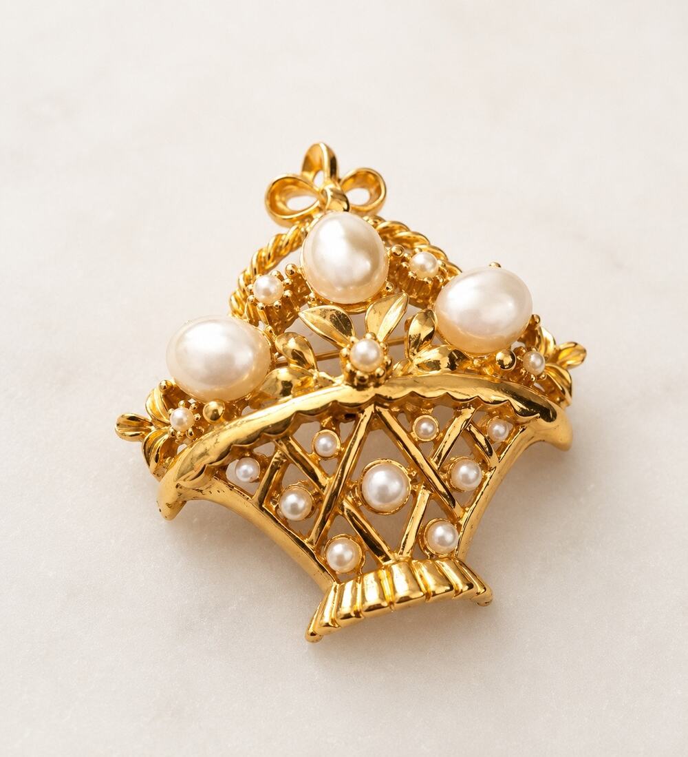Vintage Gold Tone Pearl Basket Brooch Ornate Floral Bouquet Pin